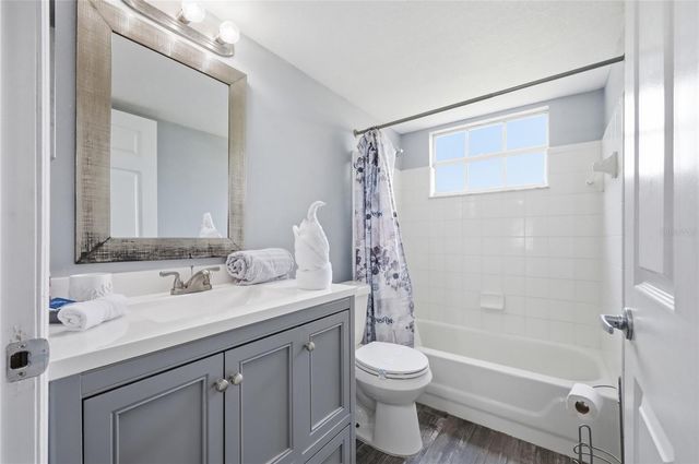 2474 SWEETWATER CLUB CIRCLE 101, Kissimmee, FL 34746