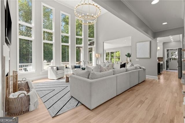 1050 Chasewood Trail, Alpharetta, GA 30005