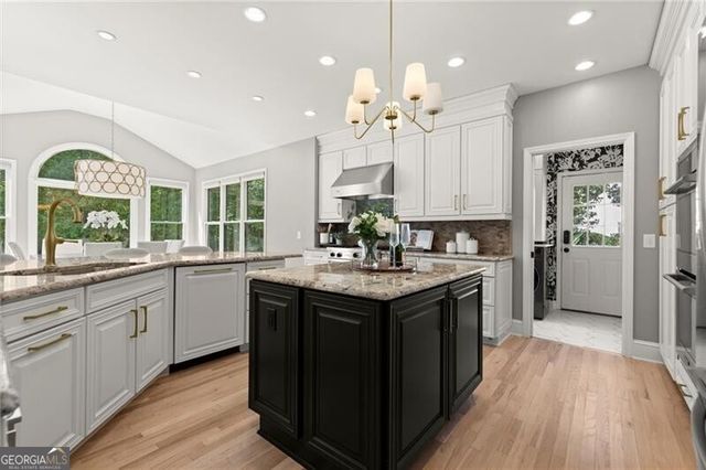 1050 Chasewood Trail, Alpharetta, GA 30005