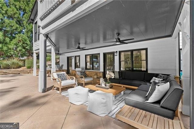 1050 Chasewood Trail, Alpharetta, GA 30005