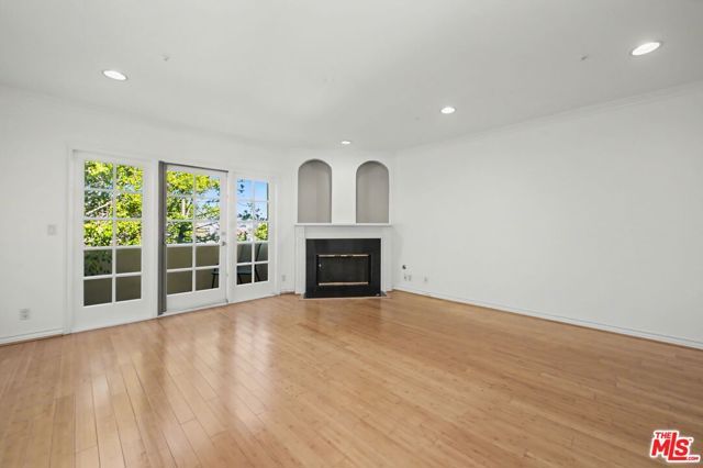 1278 S Camden Drive 303, Los Angeles, CA 90035