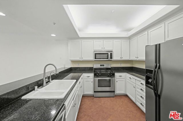 1278 S Camden Drive 303, Los Angeles, CA 90035