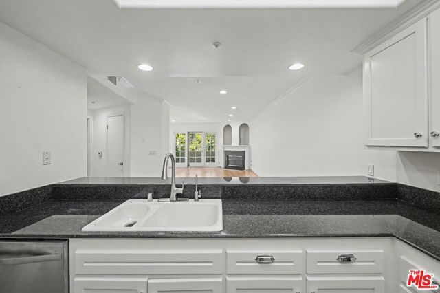 1278 S Camden Drive 303, Los Angeles, CA 90035