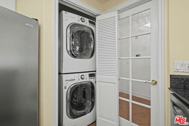 1278 S Camden Drive 303, Los Angeles, CA 90035