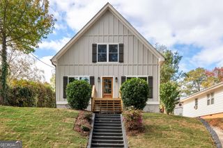 8 Richard Allen Drive, Newnan, GA 30263