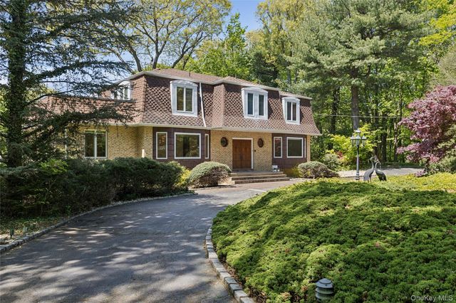 94 Cove Road, Oyster Bay Cove, NY 11771