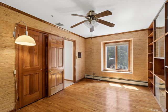 94 Cove Road, Oyster Bay Cove, NY 11771