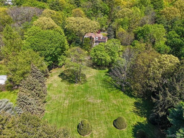 94 Cove Road, Oyster Bay Cove, NY 11771