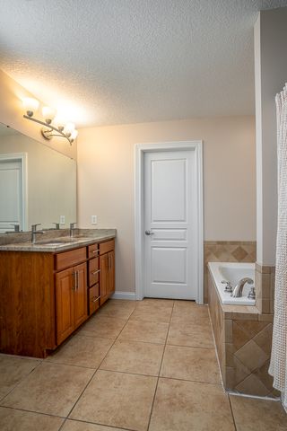 6524 International Drive, Bettendorf, IA 52722