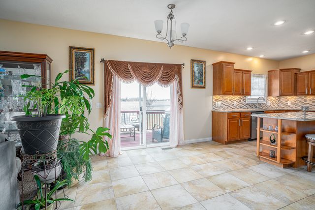 6524 International Drive, Bettendorf, IA 52722