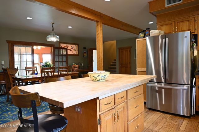 20 Hluchy Road, Robbinsville, NJ 08691