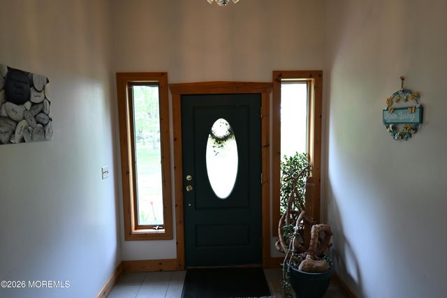 20 Hluchy Road, Robbinsville, NJ 08691