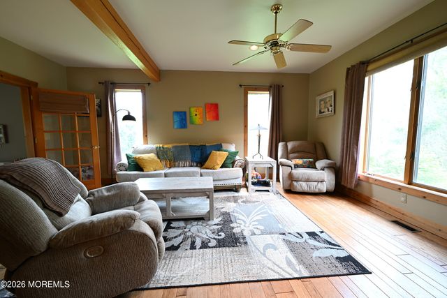 20 Hluchy Road, Robbinsville, NJ 08691