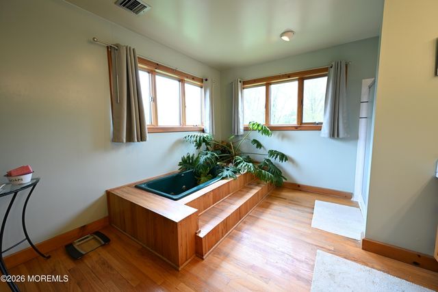 20 Hluchy Road, Robbinsville, NJ 08691