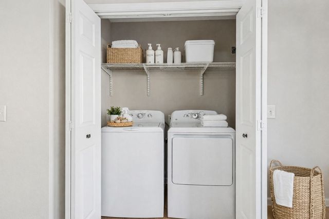 8007 Mickey Katz Cir, La Vergne, TN 37086