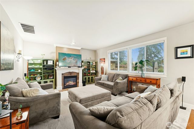 17502 138th Avenue Ct E, Puyallup, WA 98374