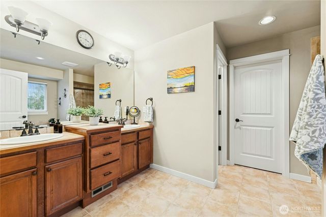 17502 138th Avenue Ct E, Puyallup, WA 98374