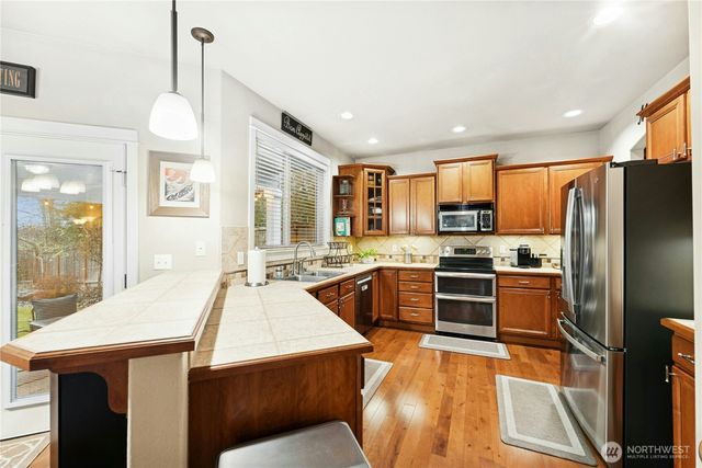 17502 138th Avenue Ct E, Puyallup, WA 98374