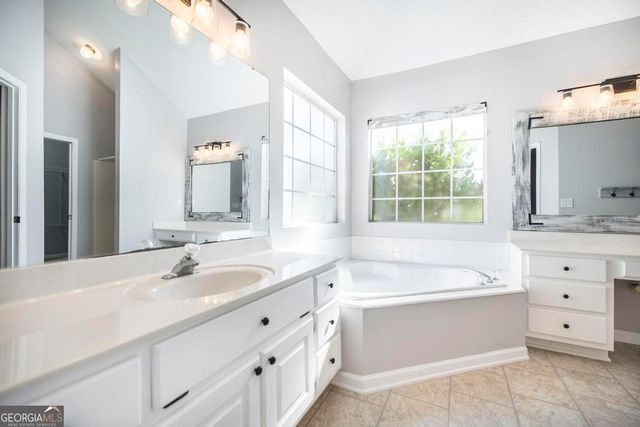 107 Billington Court, Bonaire, GA 31005