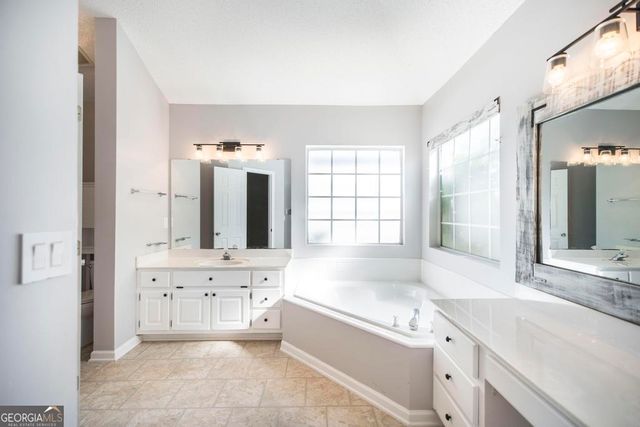 107 Billington Court, Bonaire, GA 31005
