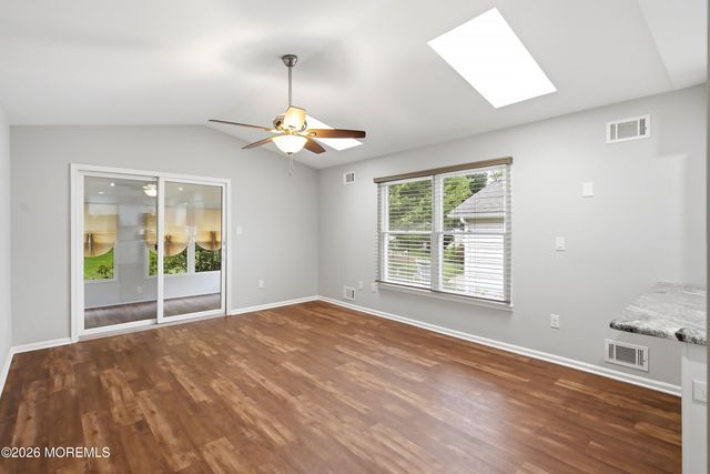 1486 Sanish Court, Toms River, NJ 08755