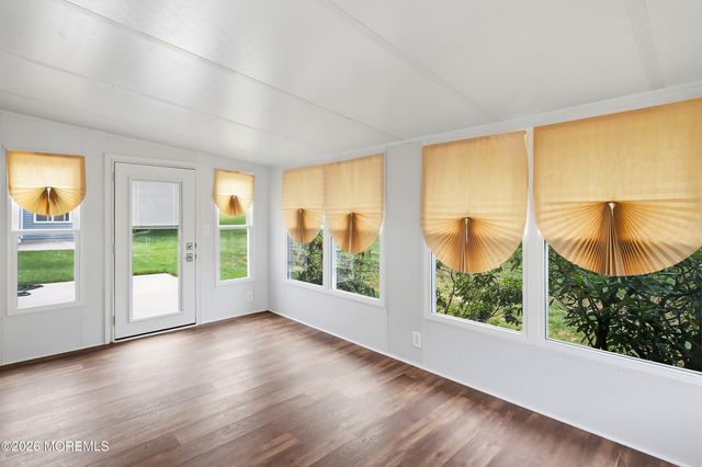1486 Sanish Court, Toms River, NJ 08755