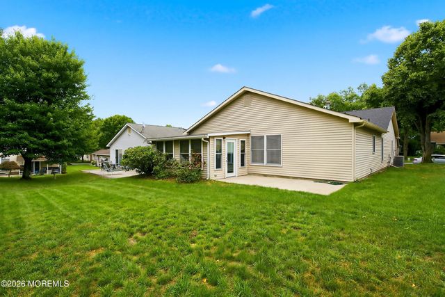 1486 Sanish Court, Toms River, NJ 08755