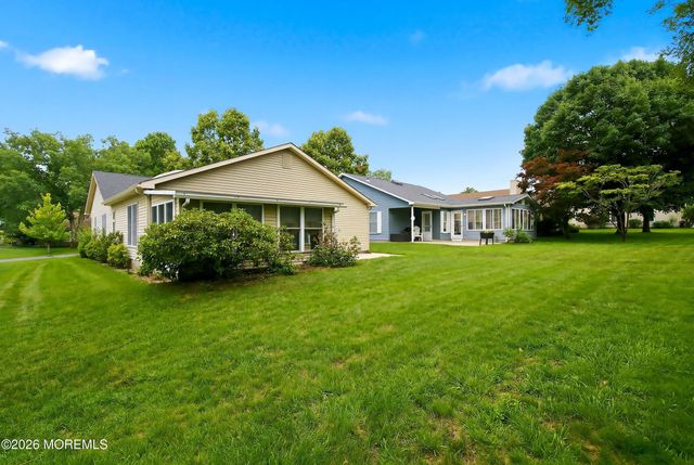 1486 Sanish Court, Toms River, NJ 08755