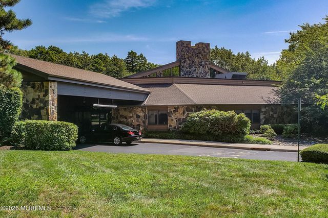 1486 Sanish Court, Toms River, NJ 08755