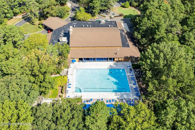 1486 Sanish Court, Toms River, NJ 08755