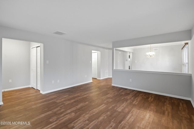 1486 Sanish Court, Toms River, NJ 08755