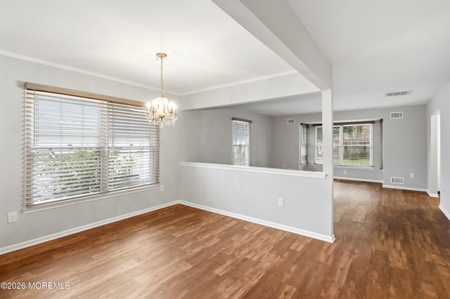 1486 Sanish Court, Toms River, NJ 08755