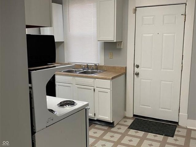 3151 N New Jersey Street, Indianapolis, IN 46205