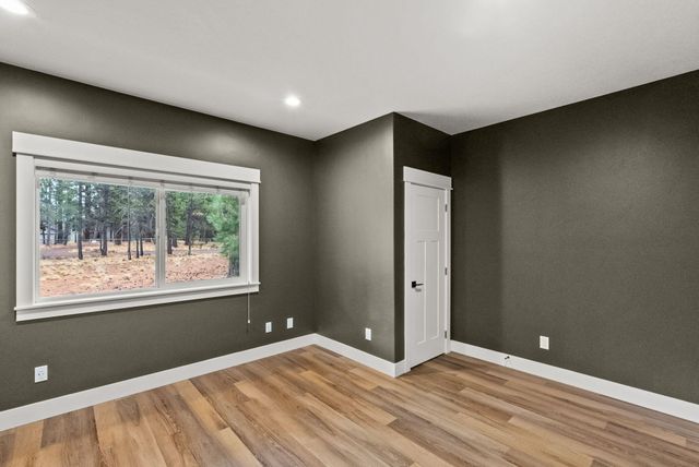17008 Sharp Drive, Bend, OR 97707