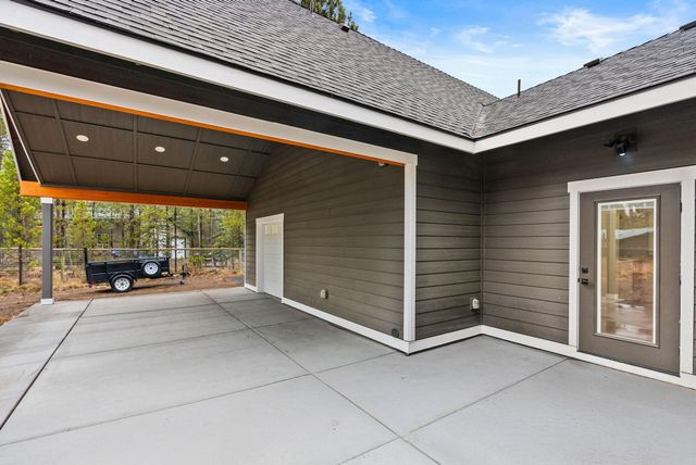 17008 Sharp Drive, Bend, OR 97707