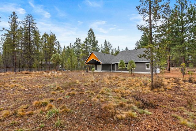 17008 Sharp Drive, Bend, OR 97707