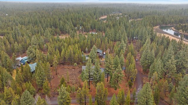 17008 Sharp Drive, Bend, OR 97707