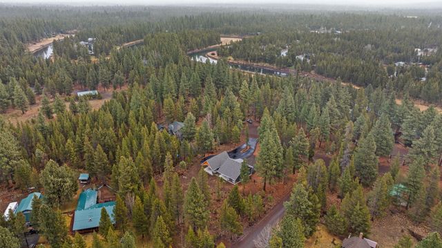 17008 Sharp Drive, Bend, OR 97707