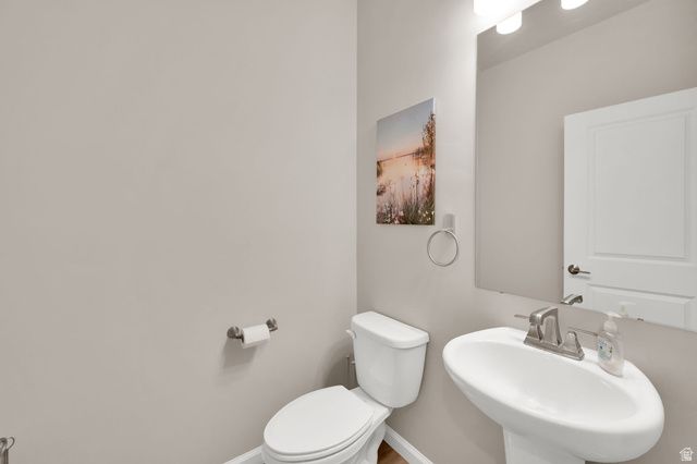 143 E ARCADE DR, Saratoga Springs, UT 84045