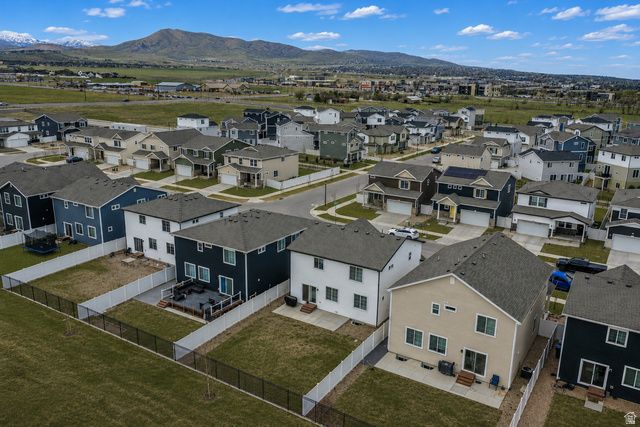 143 E ARCADE DR, Saratoga Springs, UT 84045