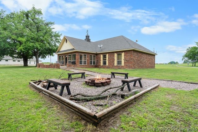 1712 Beach Landing Drive, Kingston, OK 73439