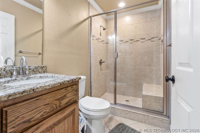 1712 Beach Landing Drive, Kingston, OK 73439