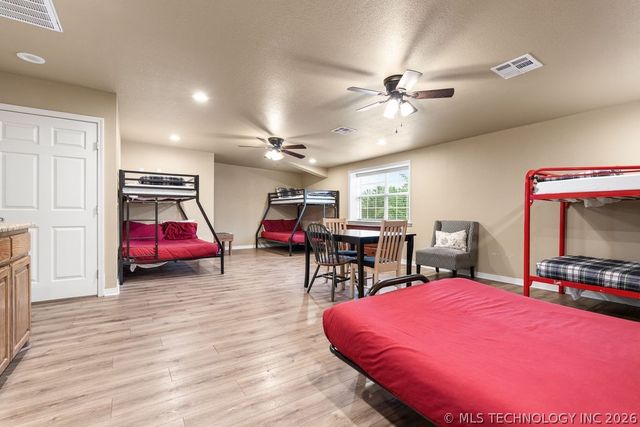 1712 Beach Landing Drive, Kingston, OK 73439