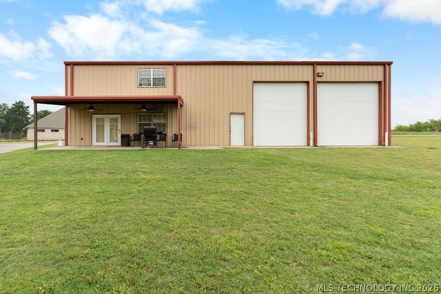 1712 Beach Landing Drive, Kingston, OK 73439