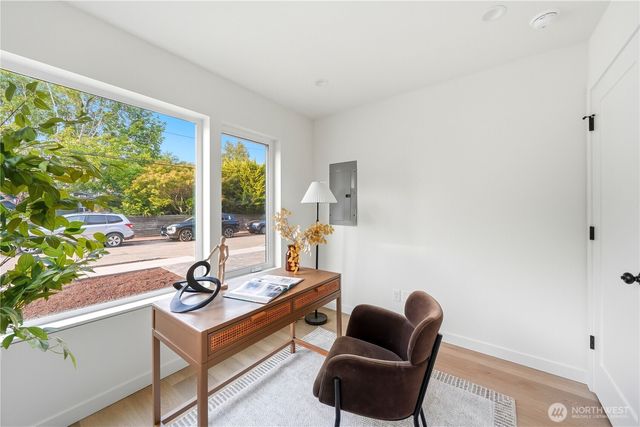 4907 SW Canada Drive, Seattle, WA 98136