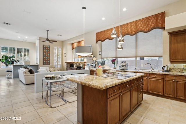 11935 E Parkview Lane, Scottsdale, AZ 85255