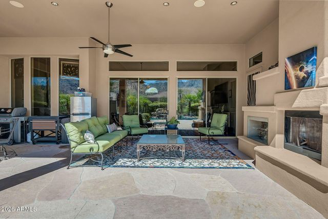 11935 E Parkview Lane, Scottsdale, AZ 85255