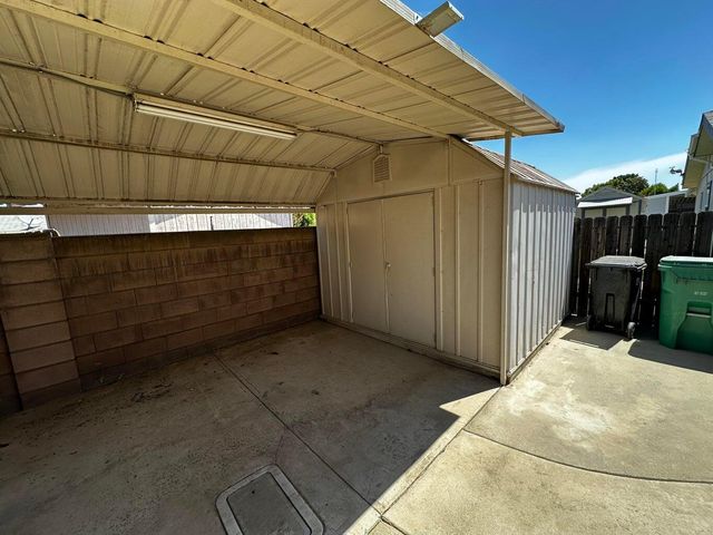 2300 W Morton Avenue Sp. 135, Porterville, CA 93257