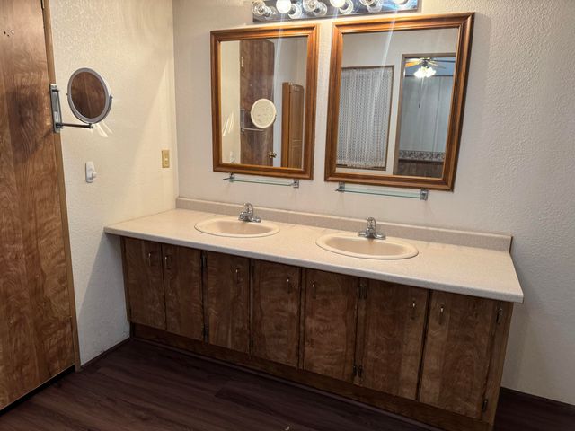 2300 W Morton Avenue Sp. 135, Porterville, CA 93257