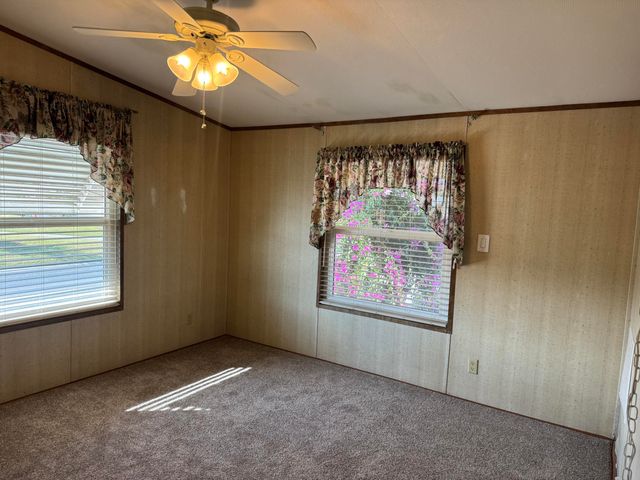 2300 W Morton Avenue Sp. 135, Porterville, CA 93257